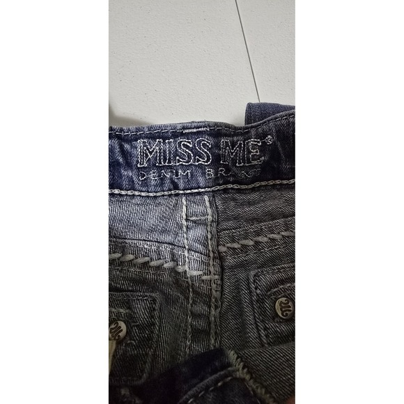 Miss Me Jeans Mid Rise Easy Boot Size 28 Embellished Flap Pockets See Desc - Picture 6 of 10